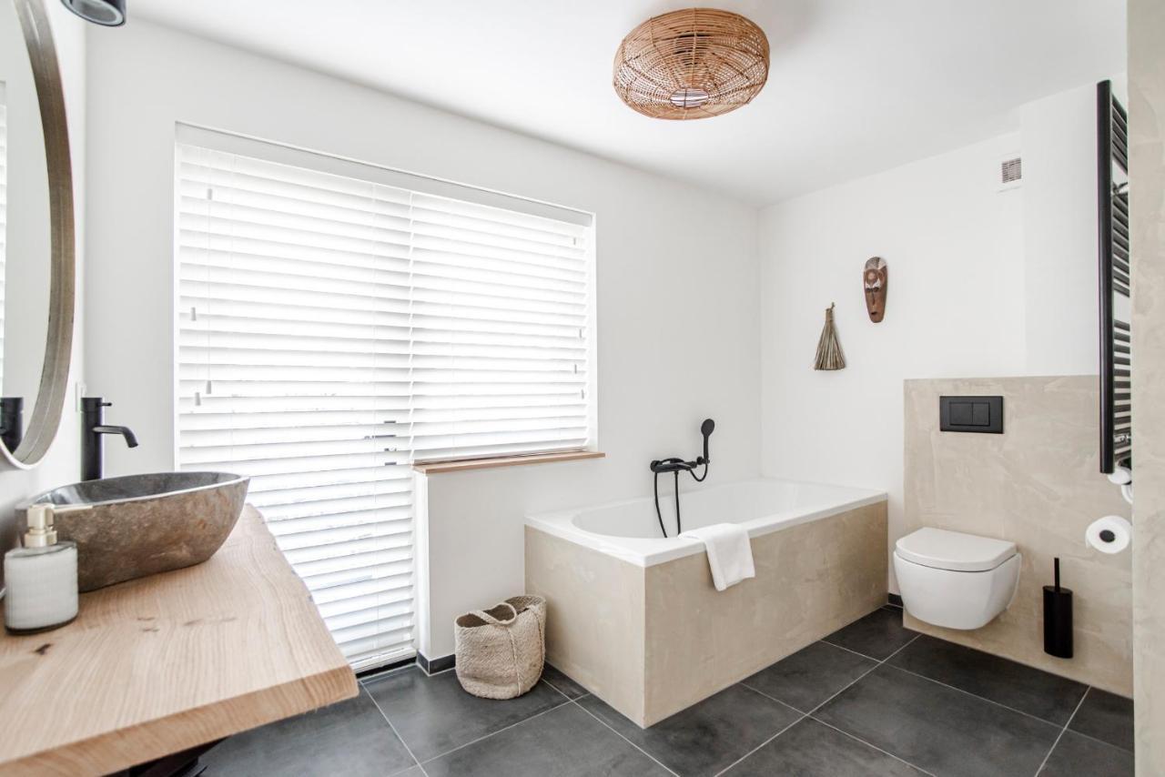 זנדוורט Marley'S Beachhouse - Luxury Guest Room With Balcony מראה חיצוני תמונה